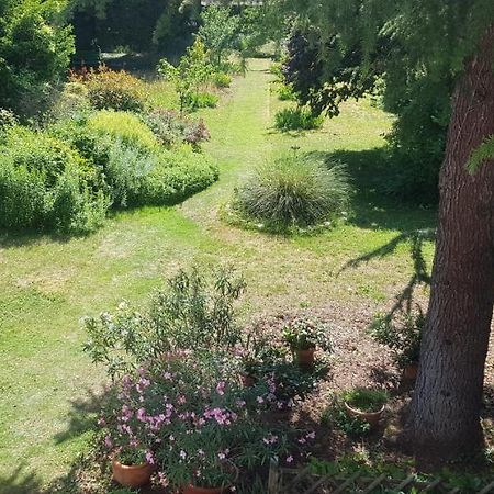 Maison Anne Face To Park In Vernon Giverny Экстерьер фото